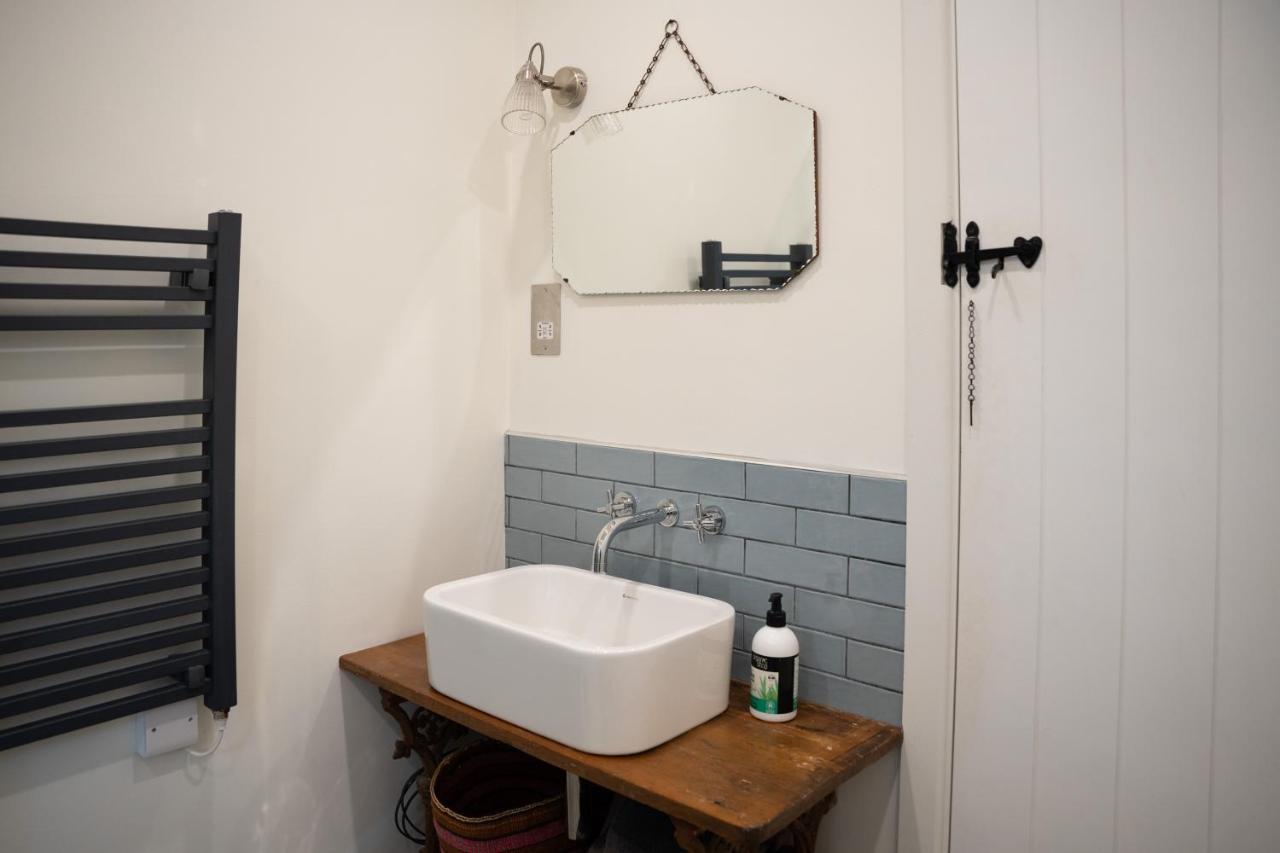 The Roost Apartment เวสต์พอร์ต ภายนอก รูปภาพ